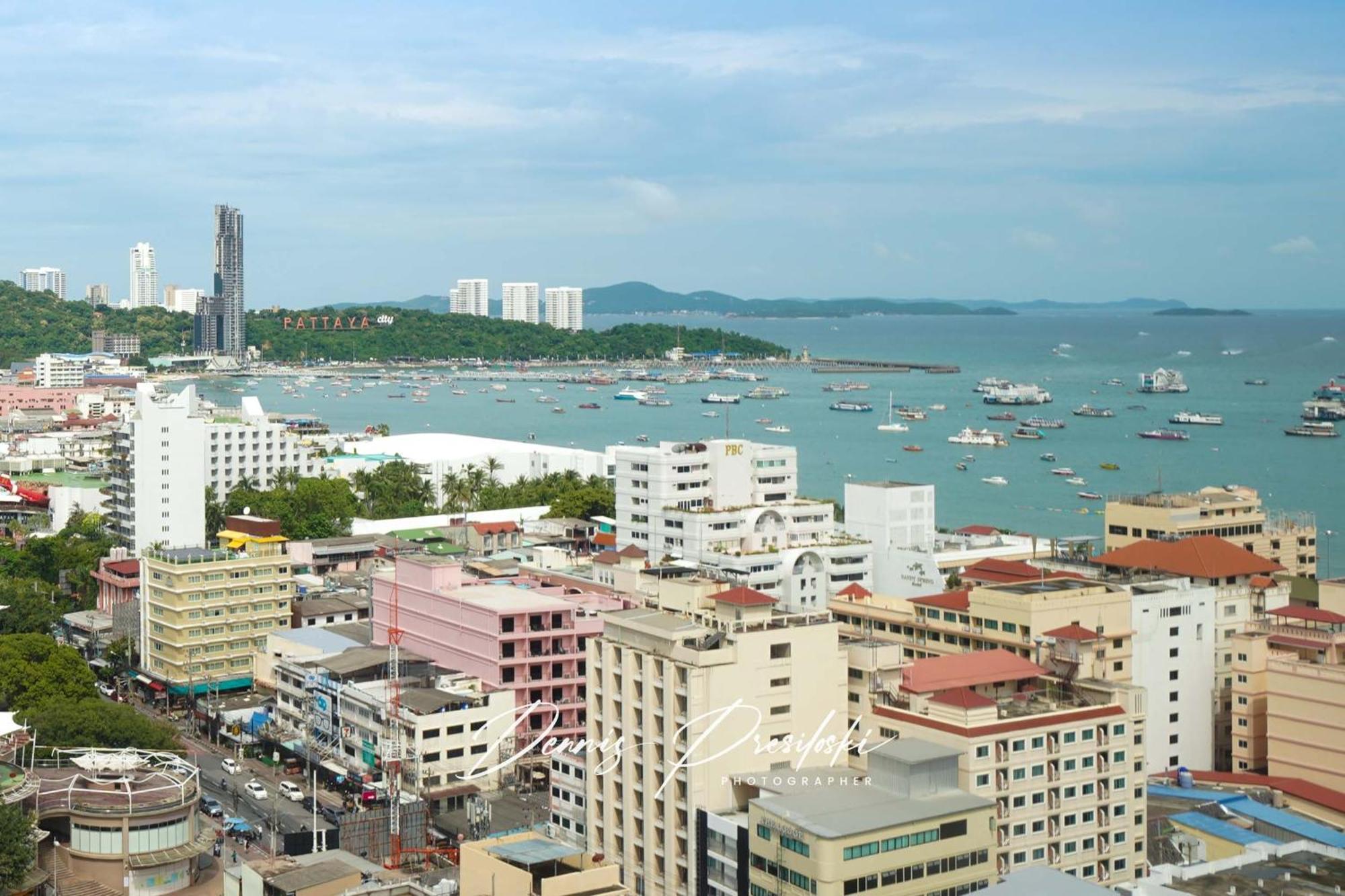 Edge Seaview Апартаменты